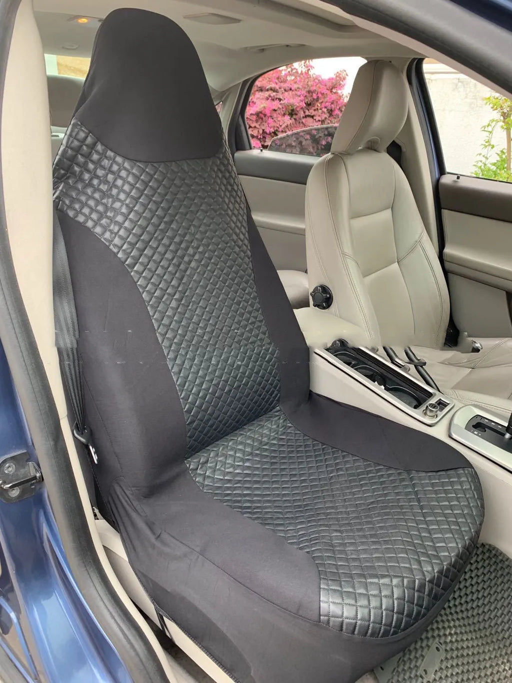 Black quilted universal car seat cover for front seats with installation hooks