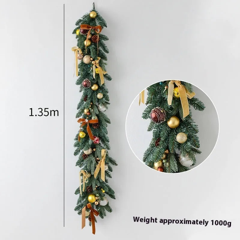 Large 135cm European style rattan leaf Christmas wall hanging decoration with gold red flowers and pine needles
