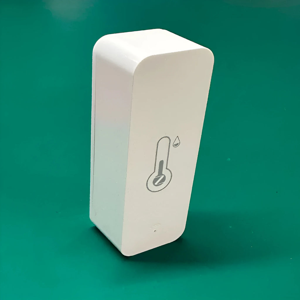 White WiFi temperature and humidity sensor with ABS plastic housing measuring 72mm x 25mm x 20mm