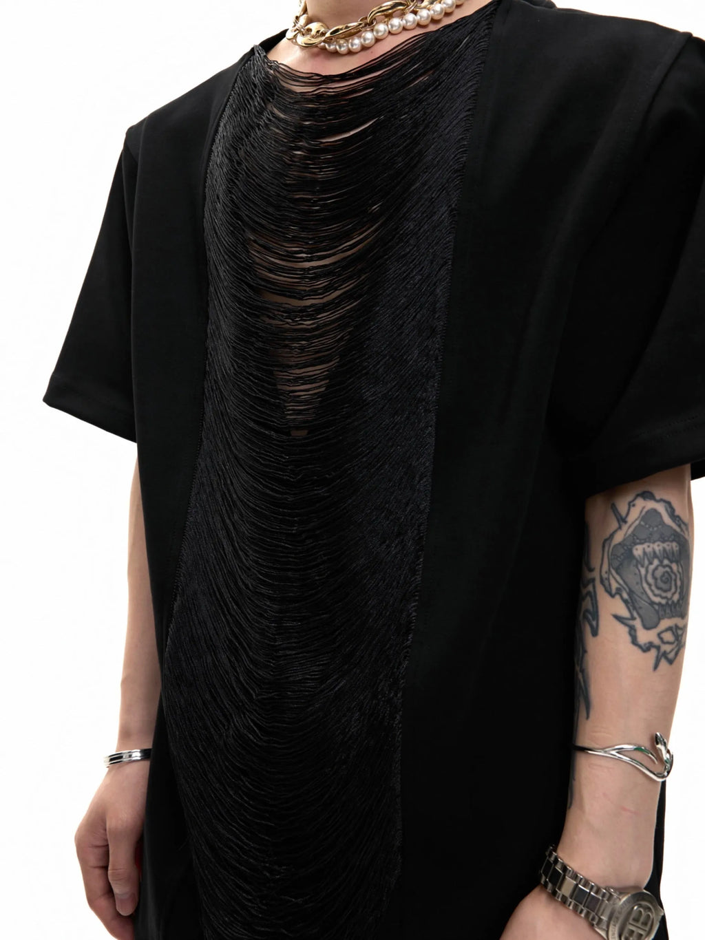 Black men's loose fit polyester T-shirt with V-neck collar and short sleeves