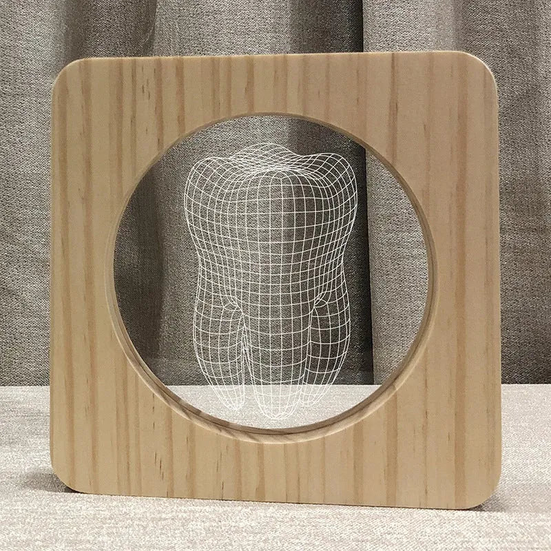 Tooth shaped wooden colour acrylic USB night lamp measuring 19cm square