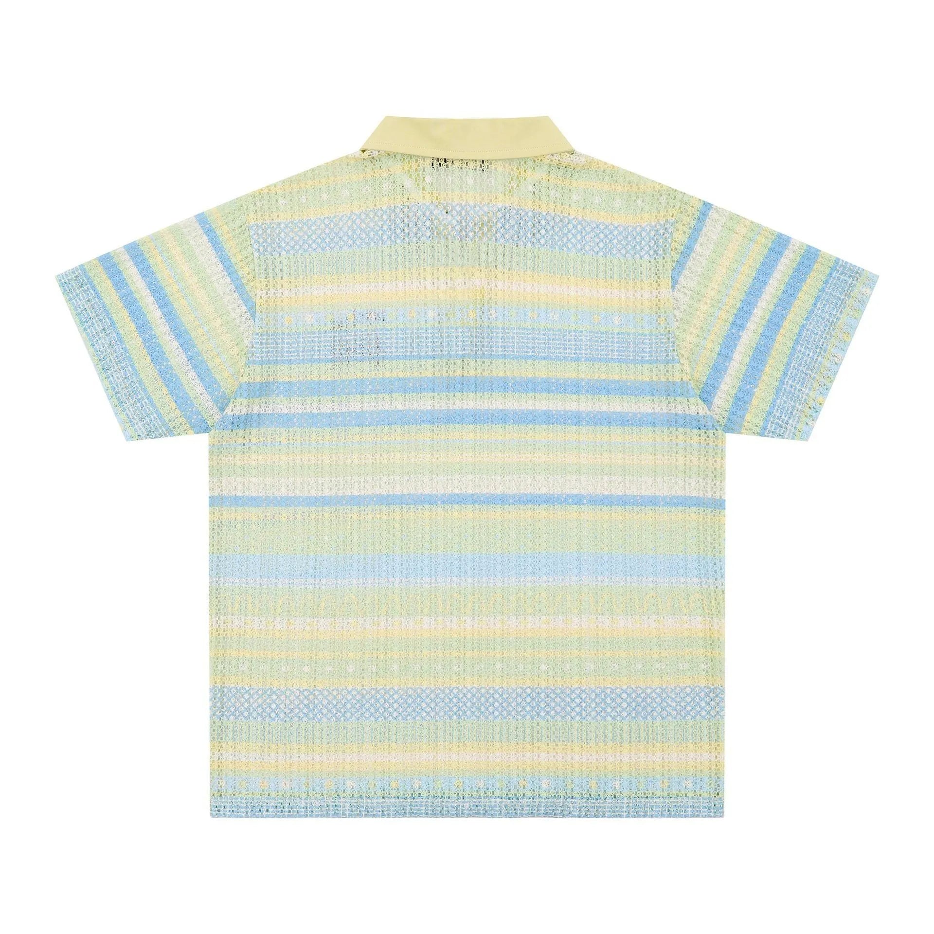 Men's printed short sleeve shirt in blue with loose fit casual styling