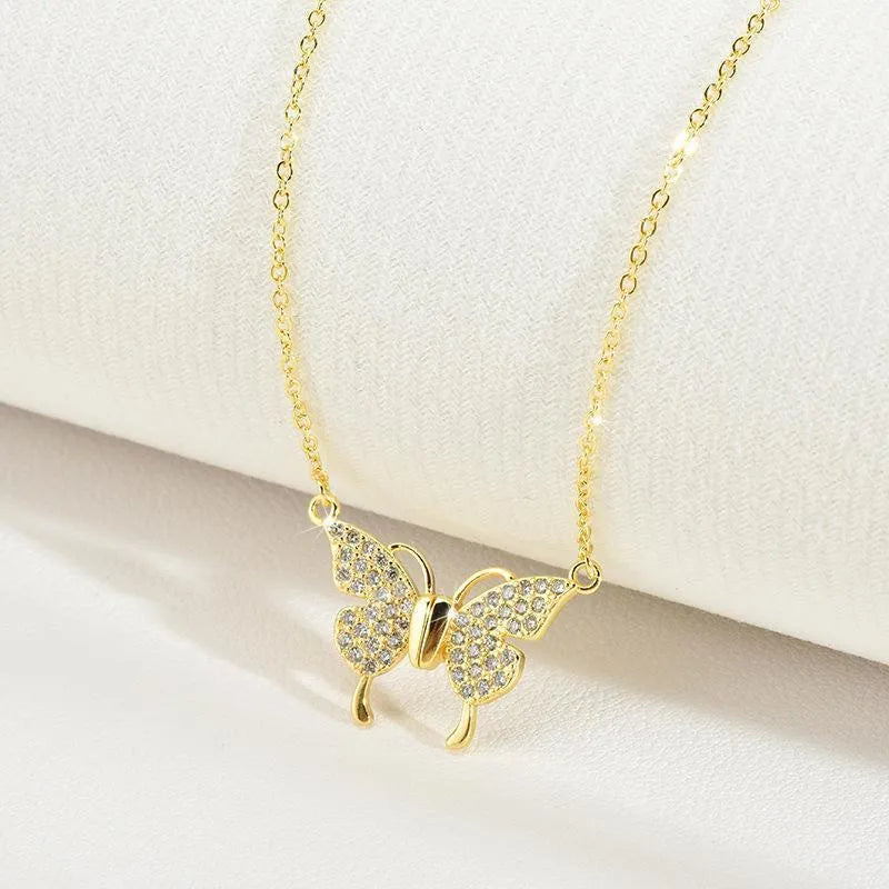 Women's titanium steel clavicle chain necklace with butterfly pendant and magnetic snap closure