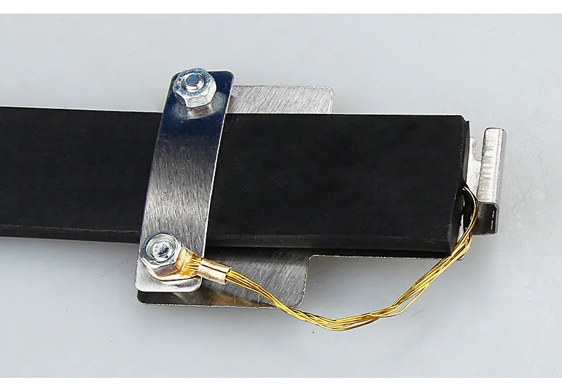 Black rubber car electrostatic grounding chain with copper wire, 370mm long, for sedan SUV van.