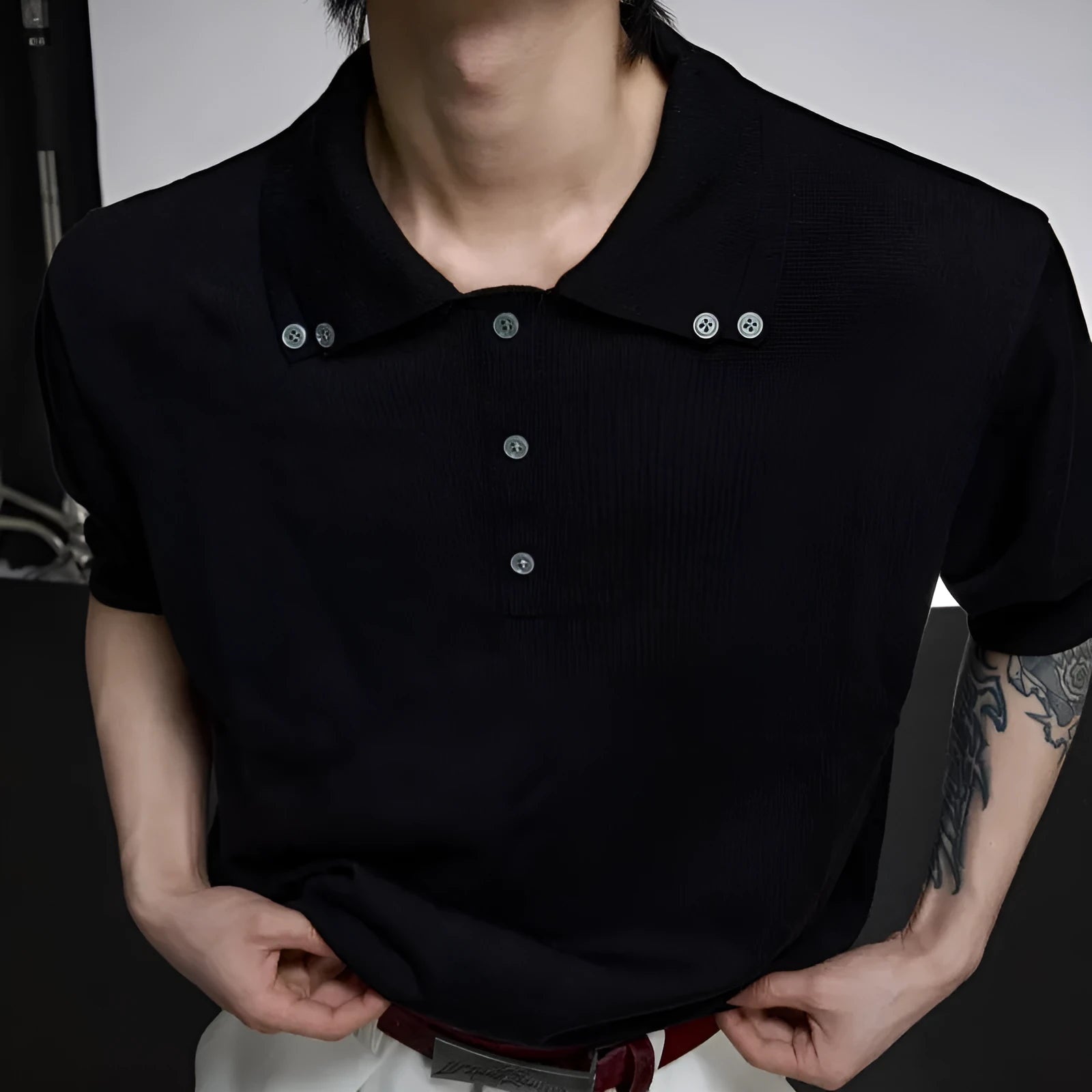 Men's black short sleeve shirt with double lapel collar in loose fit