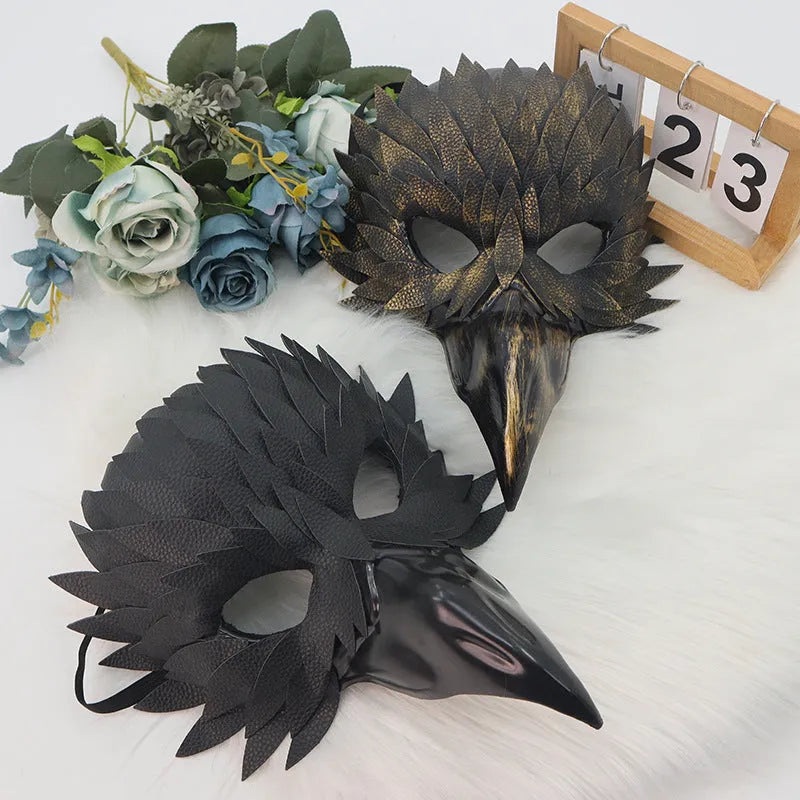 Black plastic bird mouth masquerade mask with horror style for Halloween