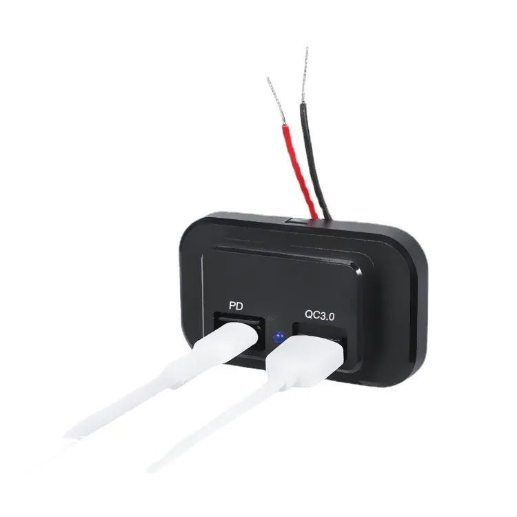 Black QC3.0 and PD3.0 fast charging car charger with TYPE-C interface