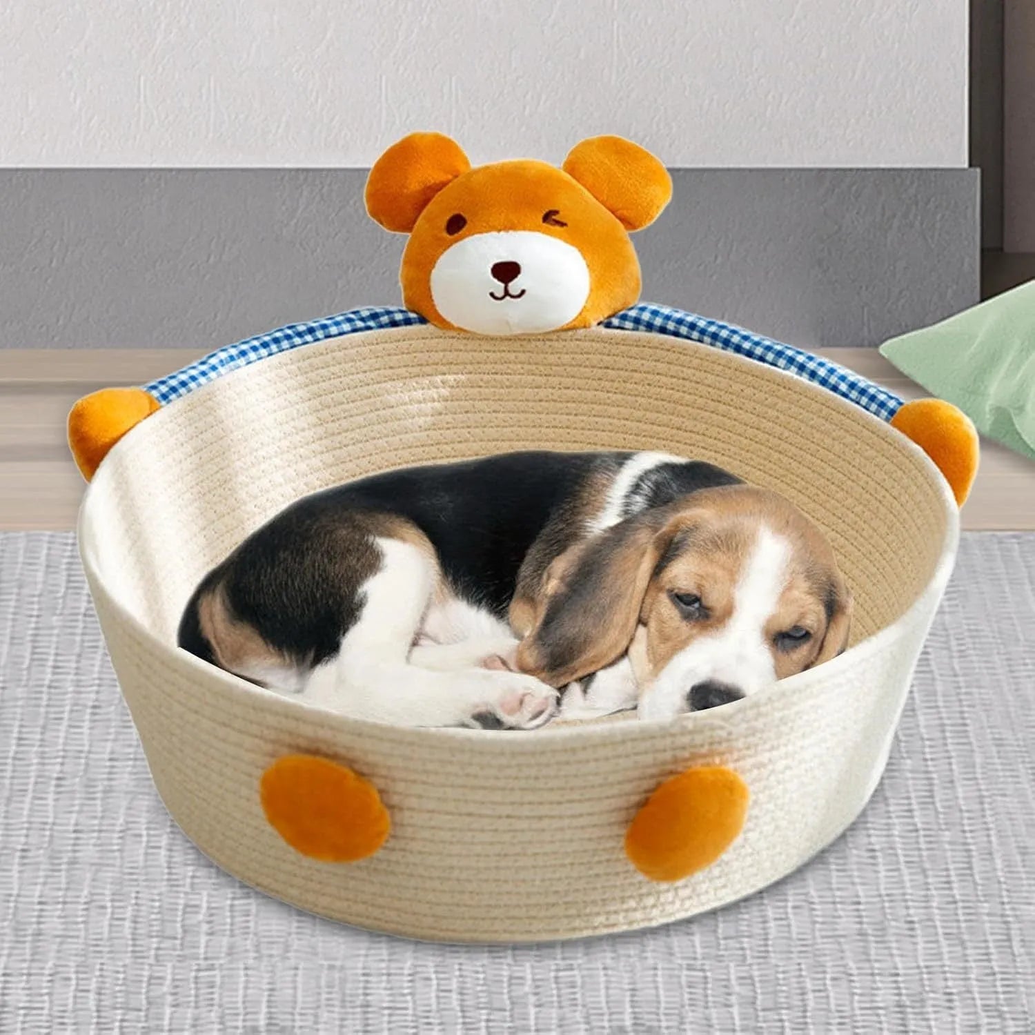 Woven cotton rope cat bed basket with integrated scratch pad in bear design