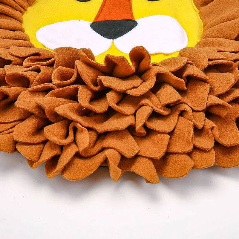 Brown Lion Sniffing Pad blanket with textured Yizhiwen fabric for dogs and cats to forage for food.