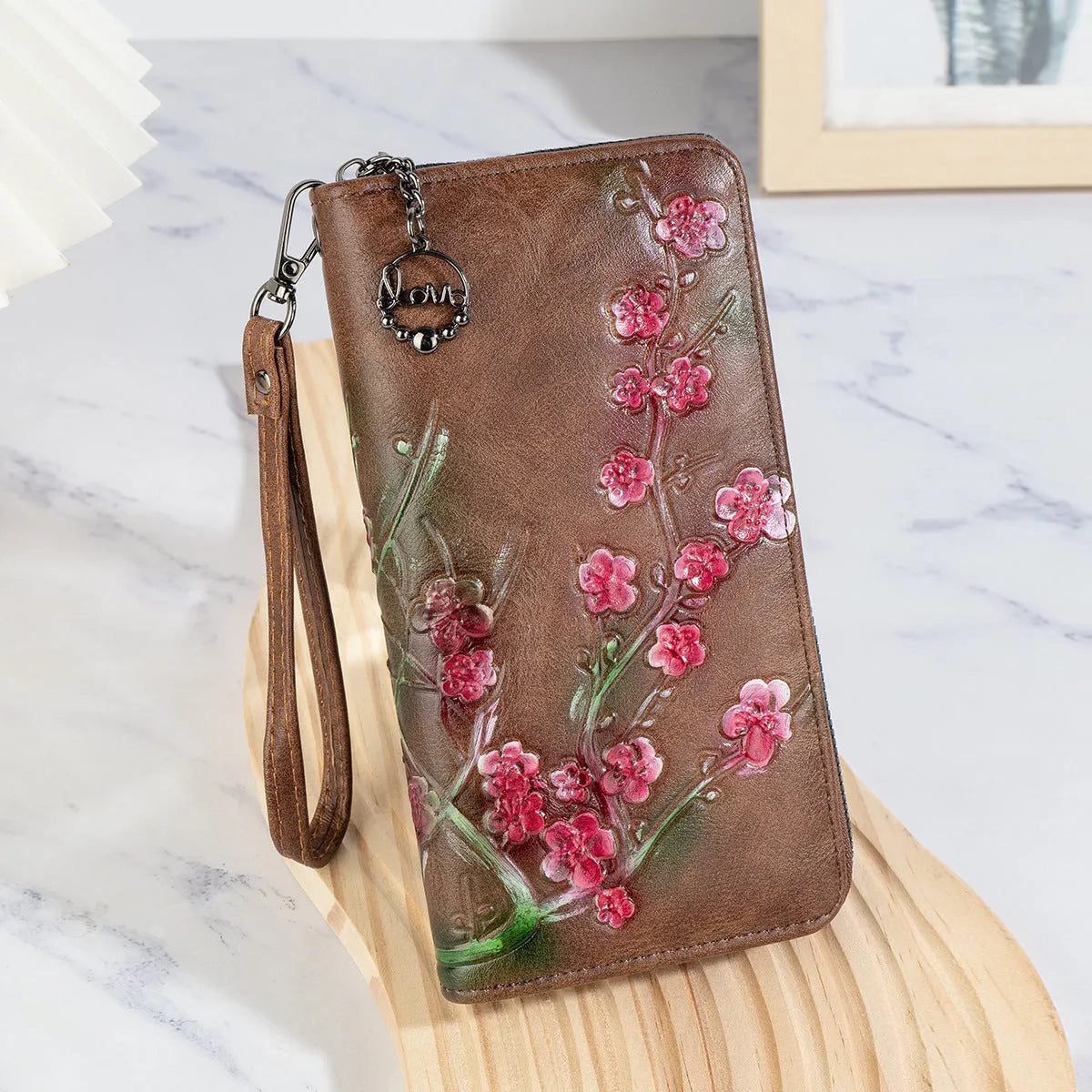 Embossed floral Chinese style zipper handbag in European American retro design