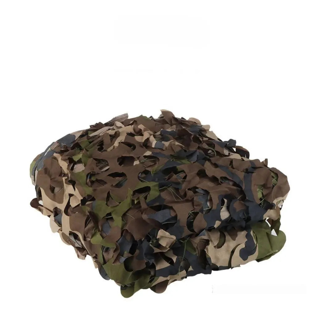 Green camouflage net with five pattern options for outdoor concealment and sun protection