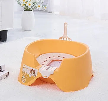 Semi-enclosed oversize cat litter pan in green made of PP resin plastic with smooth surface