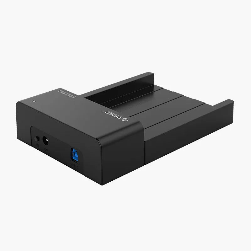 Black universal hard disk box enclosure for 2.5 and 3.5 inch SATA drives with data cable