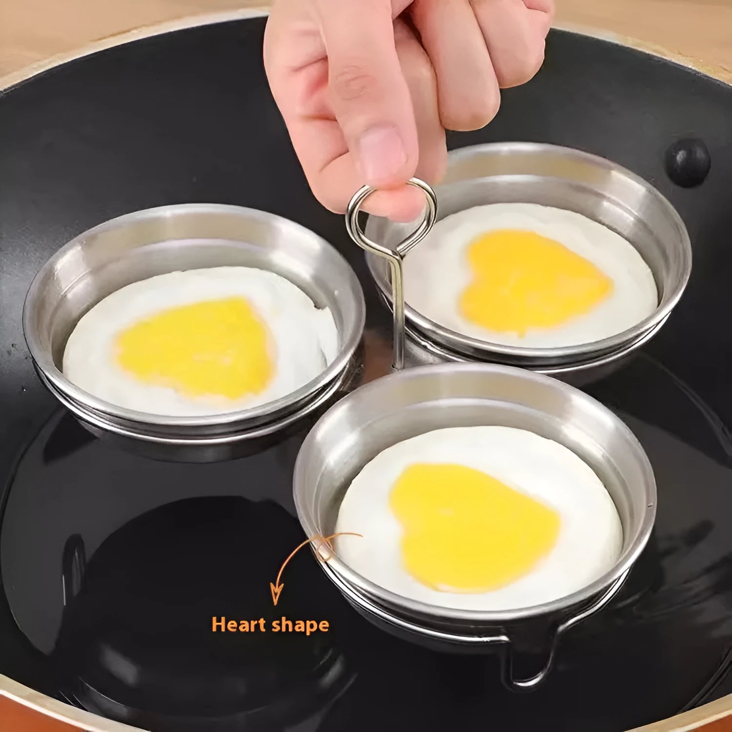 Mini stainless steel heart-shaped egg steamer for household boiled egg preparation