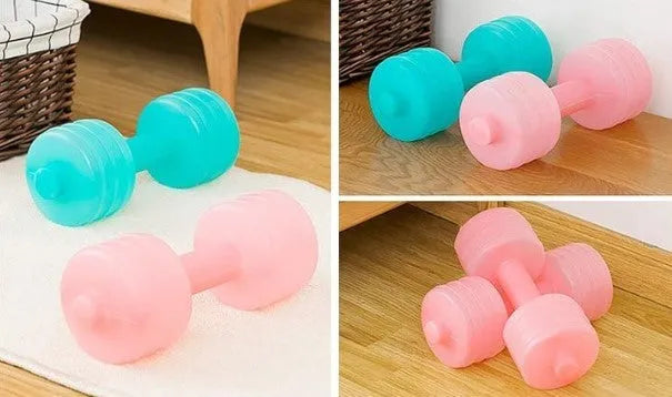 Water-filled fitness dumbbell for women in pink polypropylene plastic with leak-proof port