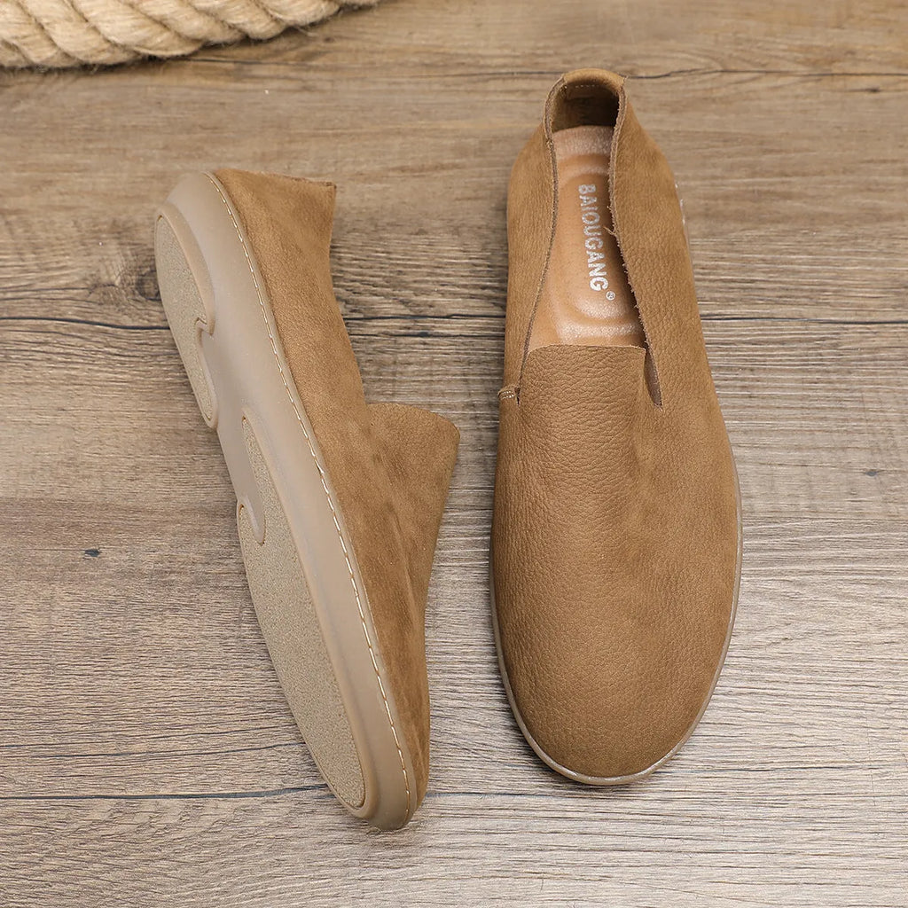 Men's handmade casual shoes in khaki with low-top wedge design and rubber soles