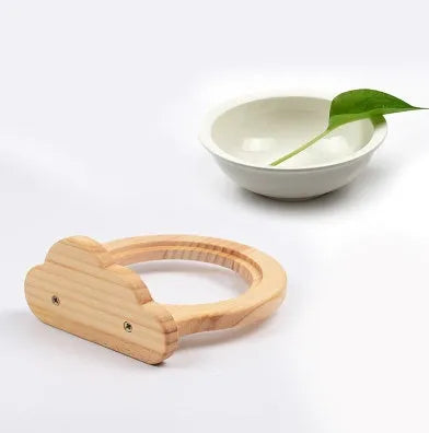 Ceramic cage wall bowl with solid wood stand, 14.6cm diameter, for pets