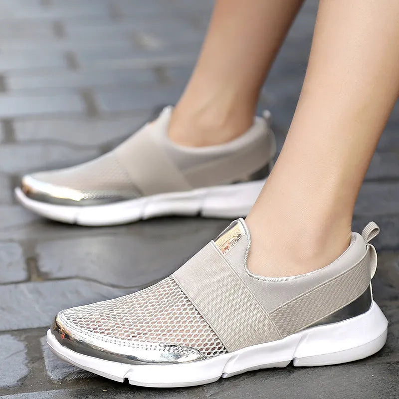 Women's low-top mesh sneakers in blue, black, and grey colours with PU midsole