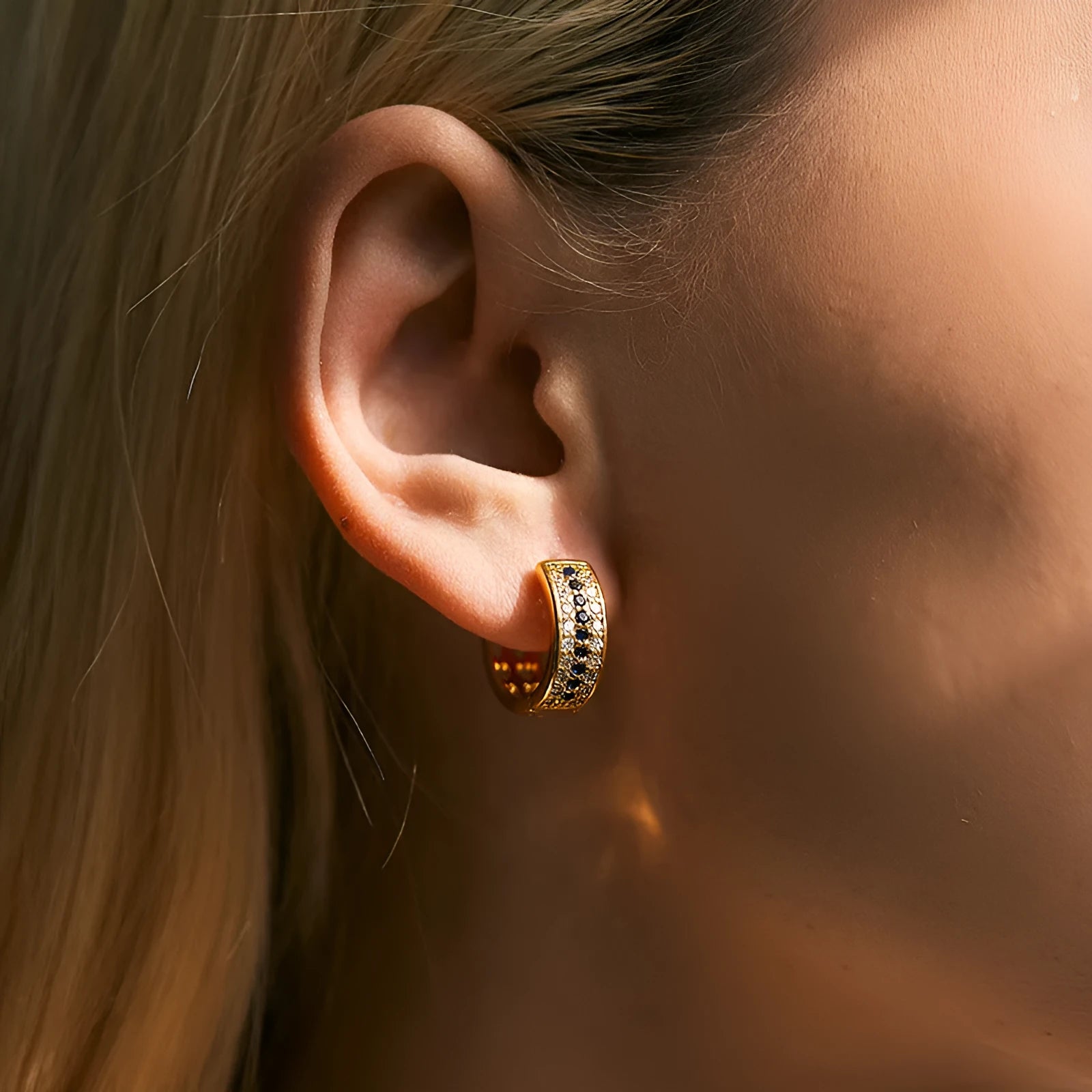 Geometric round women's earrings with 18K gold electroplated finish over copper