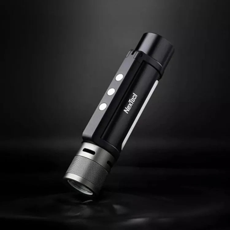 Home long-range portable rechargeable flashlight black aerospace aluminium IPX4 waterproof type-c charging power bank