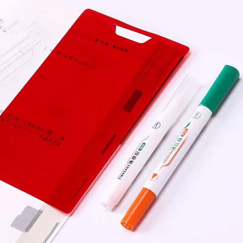Erasable highlighter review pen set in green with plastic stem and oblique tip, card packed