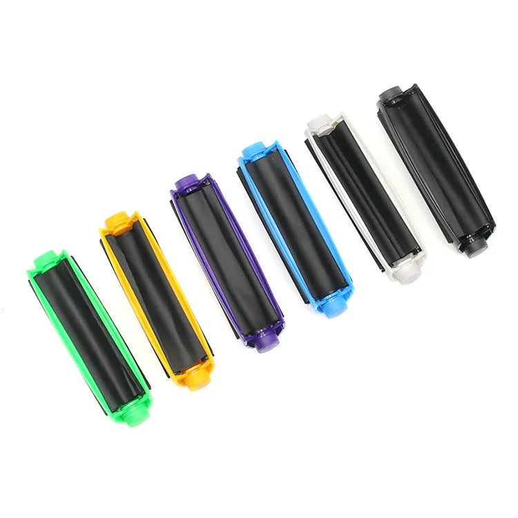 Manual plastic cone cigarette maker in six colours for 110mm cigarettes