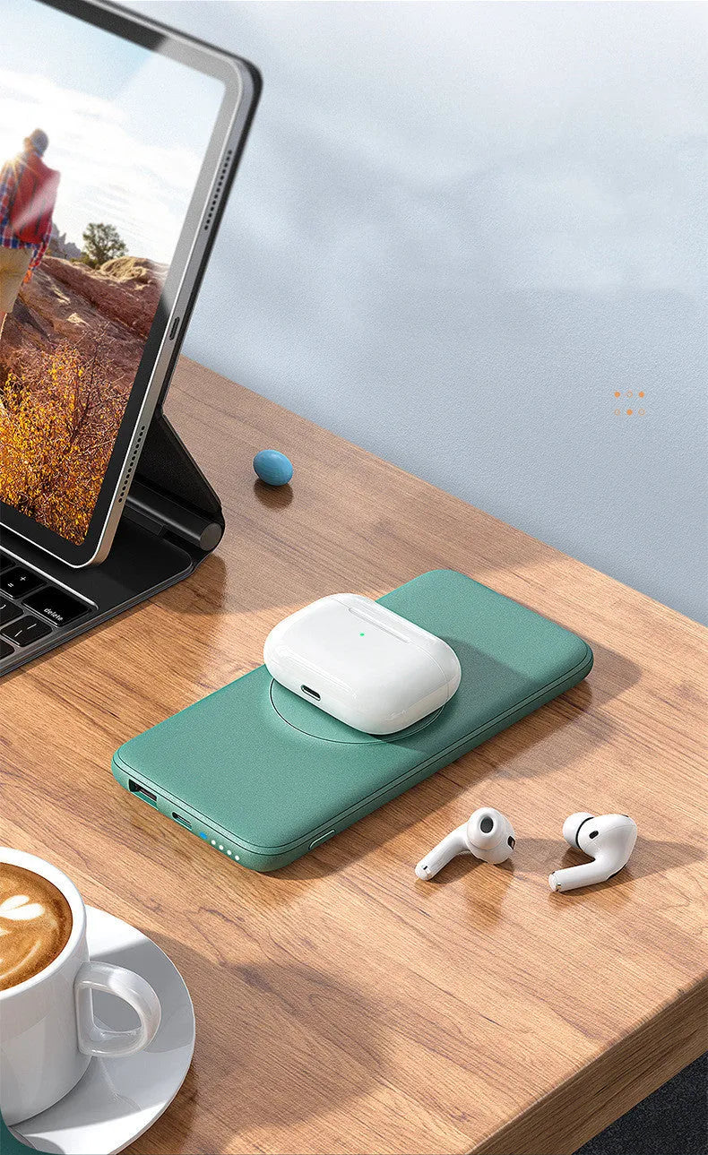 Maiduo MagSafe magnetic wireless charging power bank with back clip in mint green colour