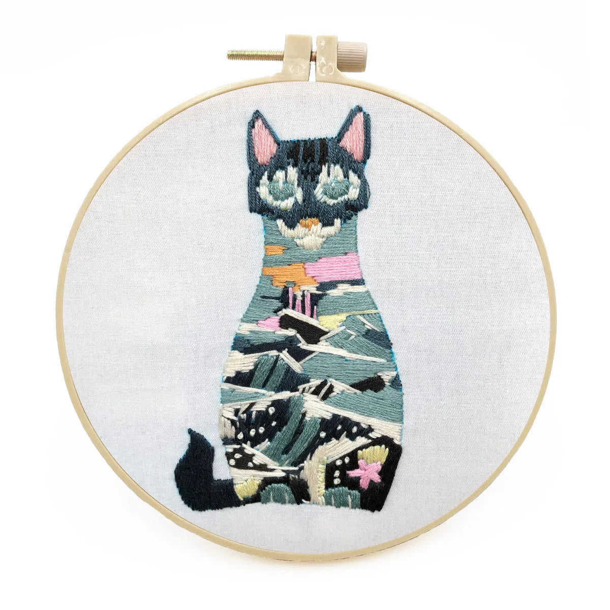 Three-dimensional European embroidery kit with cat designs for beginners including stretch frame