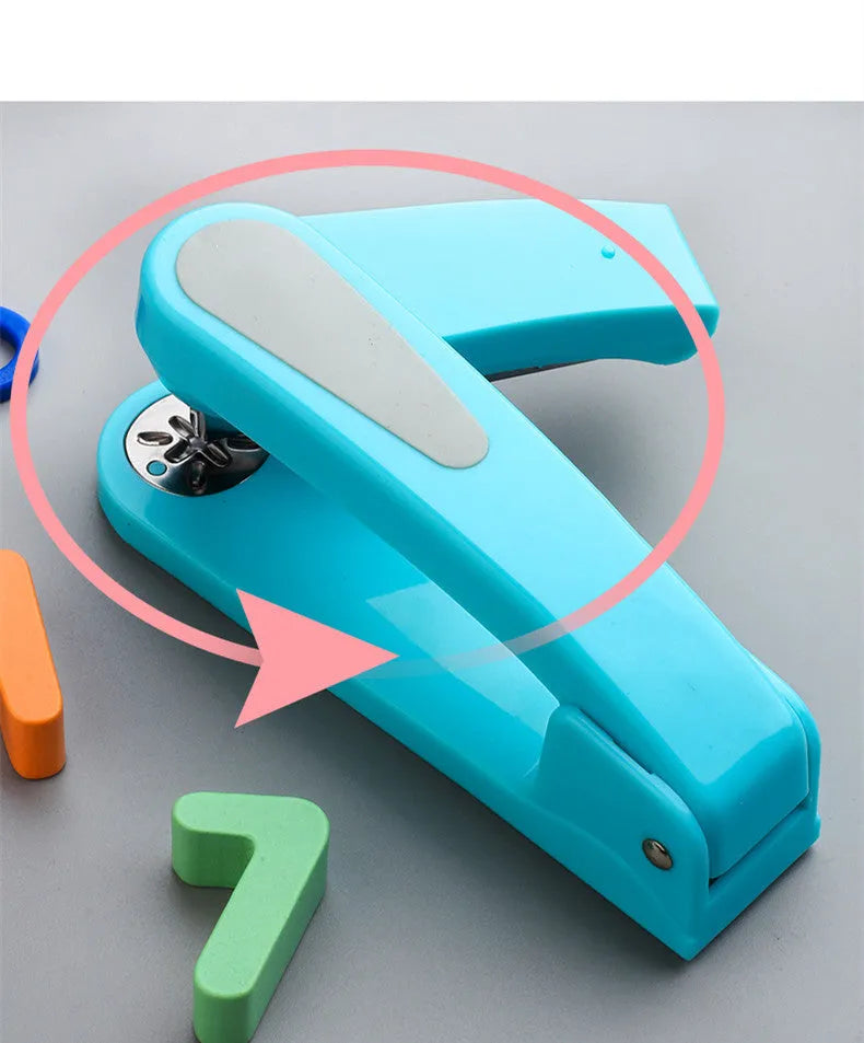 360-degree rotatable desktop stapler in colour options showing rotating head and paper feed