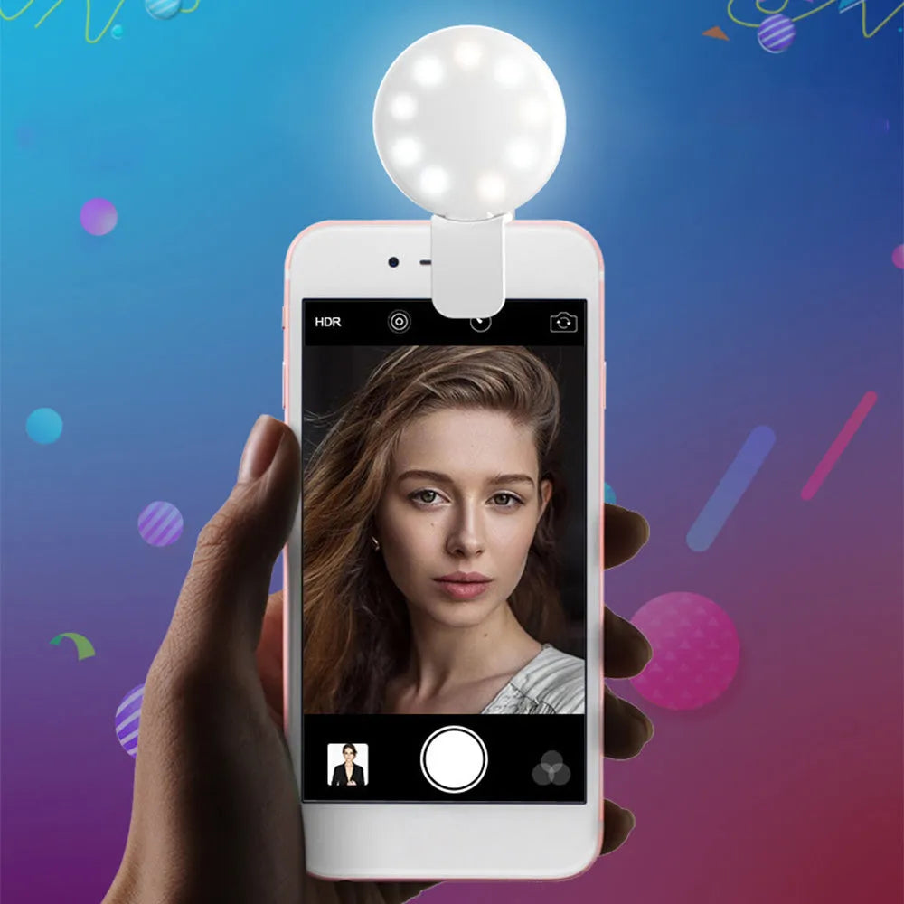 Round clip-on mini fill light for mobile phones in four colours with professional flash capabilities
