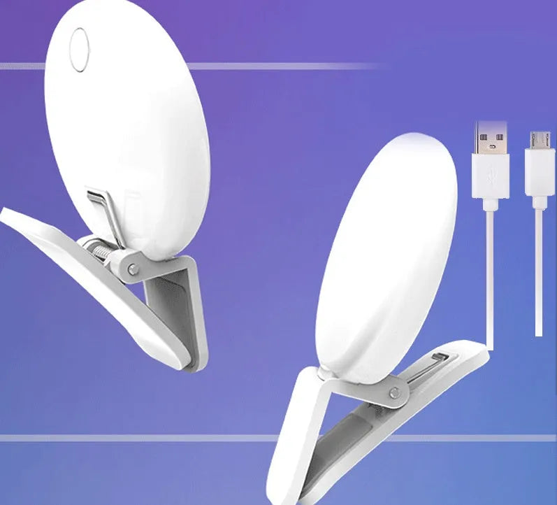 Round clip-on mini fill light for mobile phones in four colours with professional flash capabilities