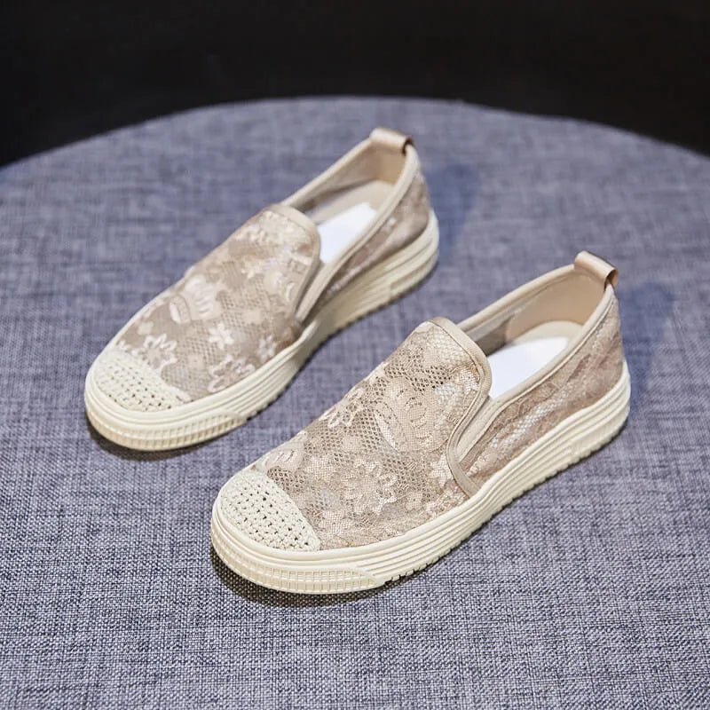 Women's casual fisherman shoes in black with a rubber sole, open crossover upper, and slip-on design for summer