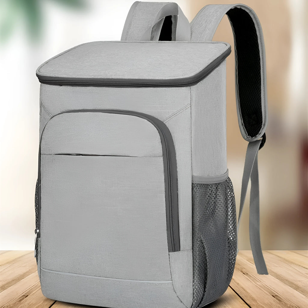 Large outdoor thermal backpack in Oxford cloth with curved shoulder straps and multiple compartments