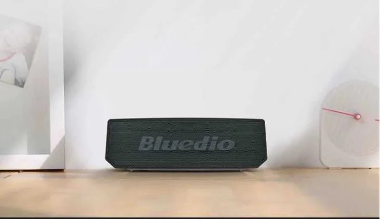 Black BS-6 cloud smart speaker with 52mm driver and micro-USB port.