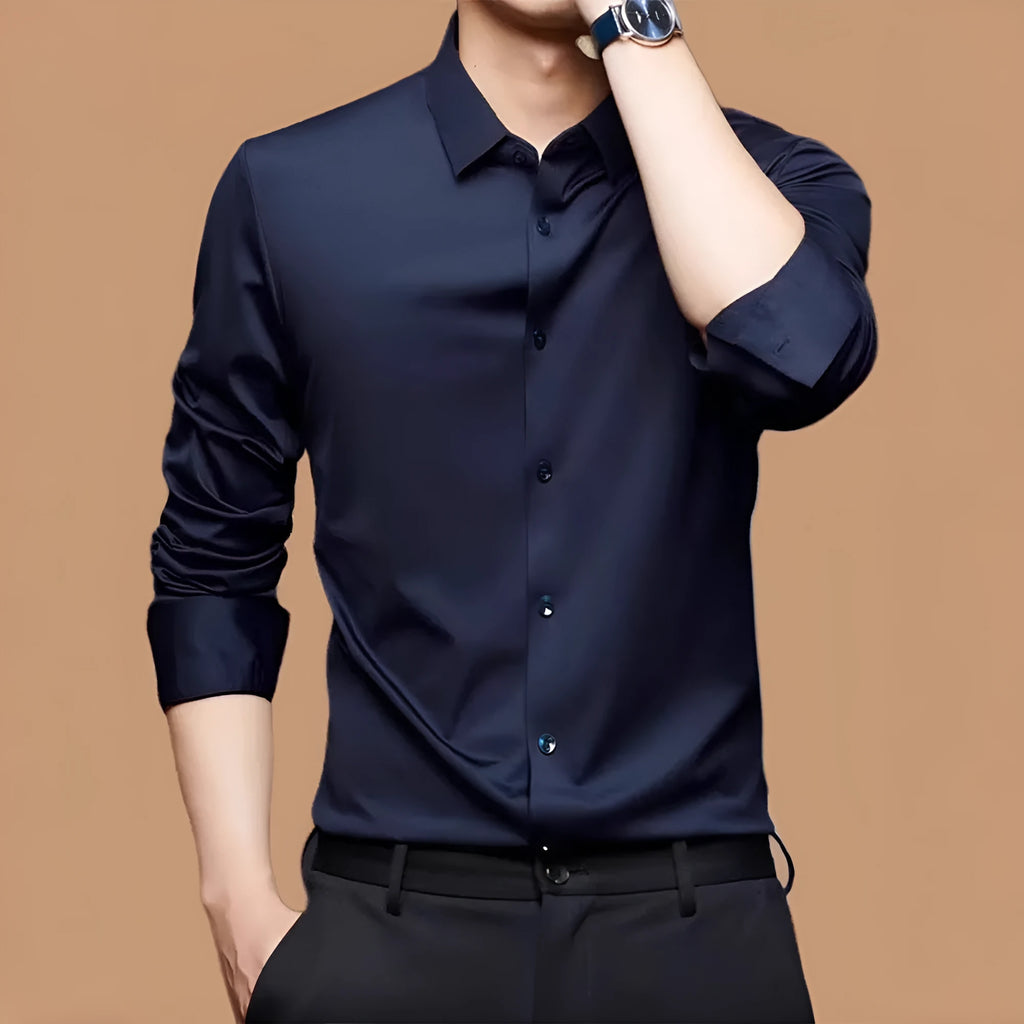 Seamless high elastic long sleeve anti-wrinkle shirt in black, front view, with stretch fabric