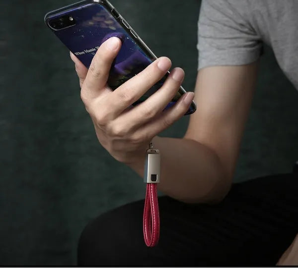 20cm leather USB C to Lightning charging cable with zinc alloy connector in black colour