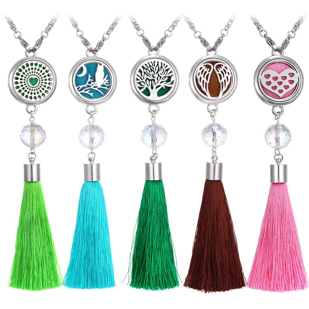 Alloy metal aromatherapy car pendant on a 50cm chain, showing 12mm round scent box, 28mm size.