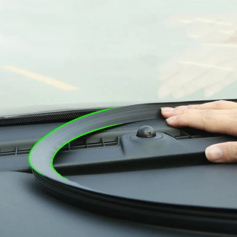 Outlander dashboard soundproof seal strip showing 1.6 metre silicone material with card-slot design