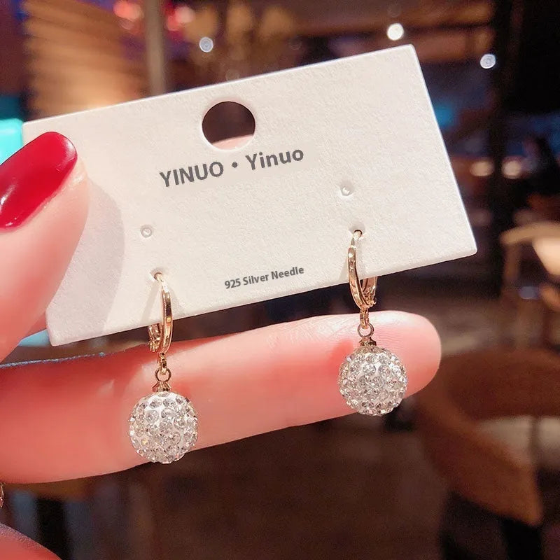 Women's geometric zircon earrings with rose decorative elements in multiple colour options