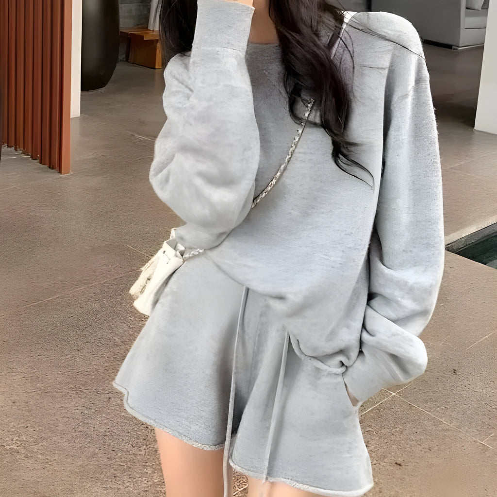 Women's loose-fitting long sleeve sweater and wide leg knitted shorts two-piece set in dark gray colour