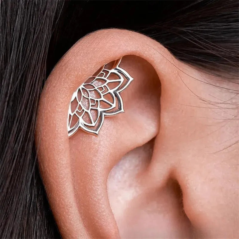 Spider web geometric mesh stud earrings in electroplated gold or silver metal