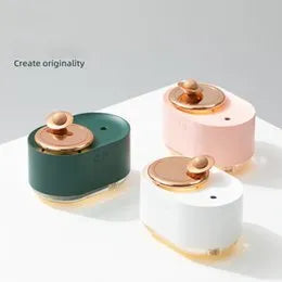 Rotating planet-shaped humidifier with USB charging cable and night light function