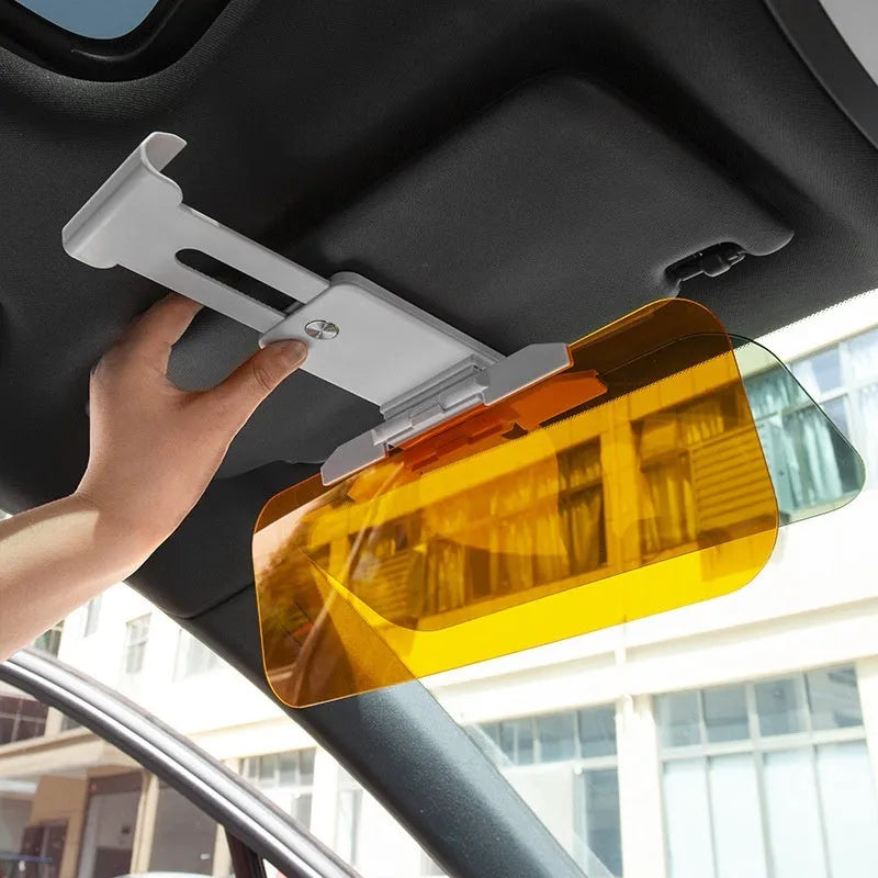 Anti-glare car sun visor with telescopic adjustment and acrylic lens
