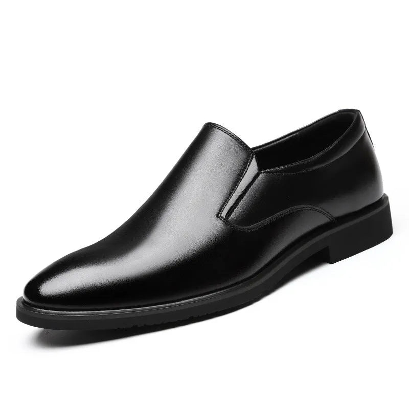 Men's black business casual slip-on shoes with renewable leather upper and rubber sole