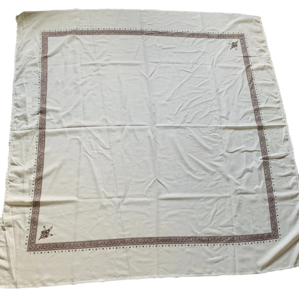 Printed polyester square scarf in brown, gray, green, purple, magenta, or navy blue, measuring 138 x 138 cm.