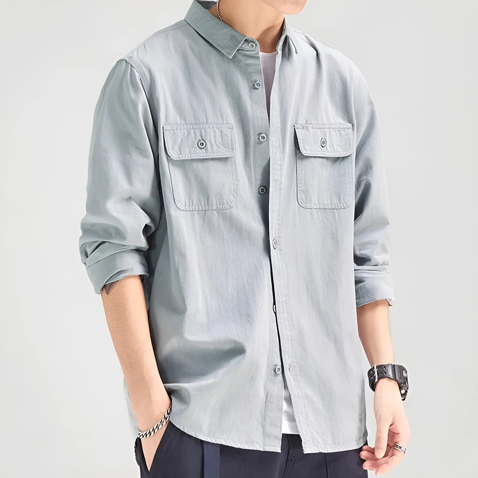 Men's loose-fitting long sleeve cardigan shirt in lightweight polyester fabric
