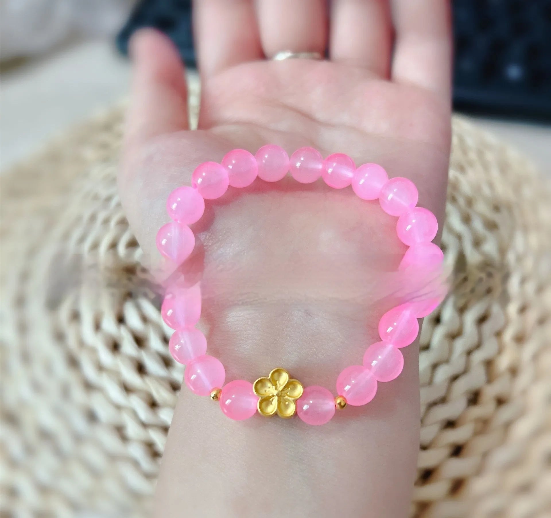 Women's aquamarine dopamine bracelet with pink blue beads and geometric round elements
