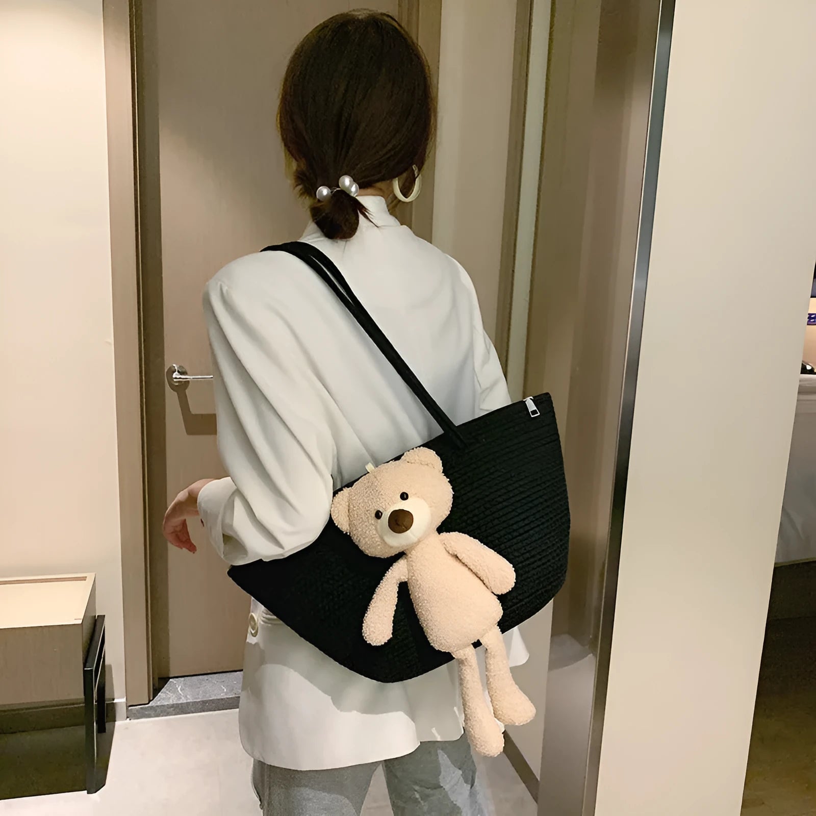 Woven cotton linen dumpling-shaped bag with three-dimensional pocket and double shoulder straps