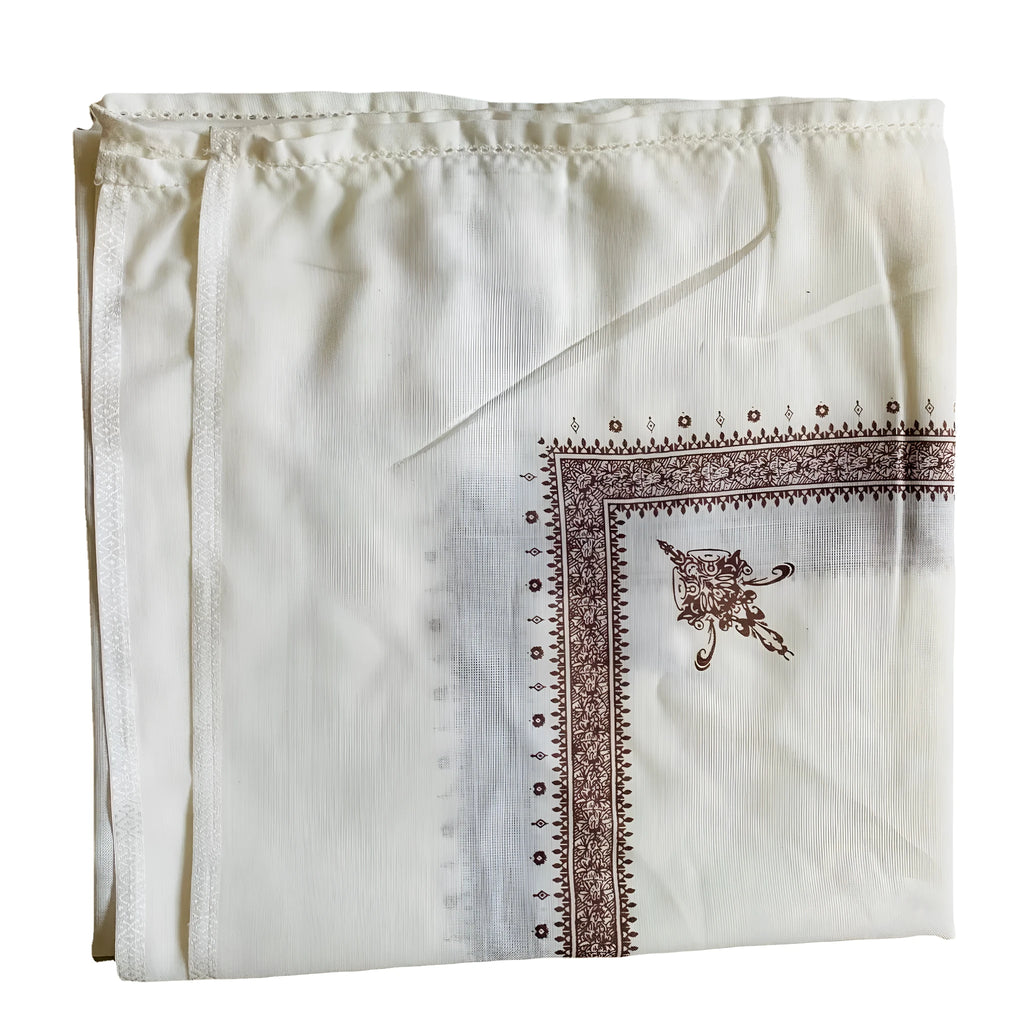 Printed polyester square scarf in brown, gray, green, purple, magenta, or navy blue, measuring 138 x 138 cm.