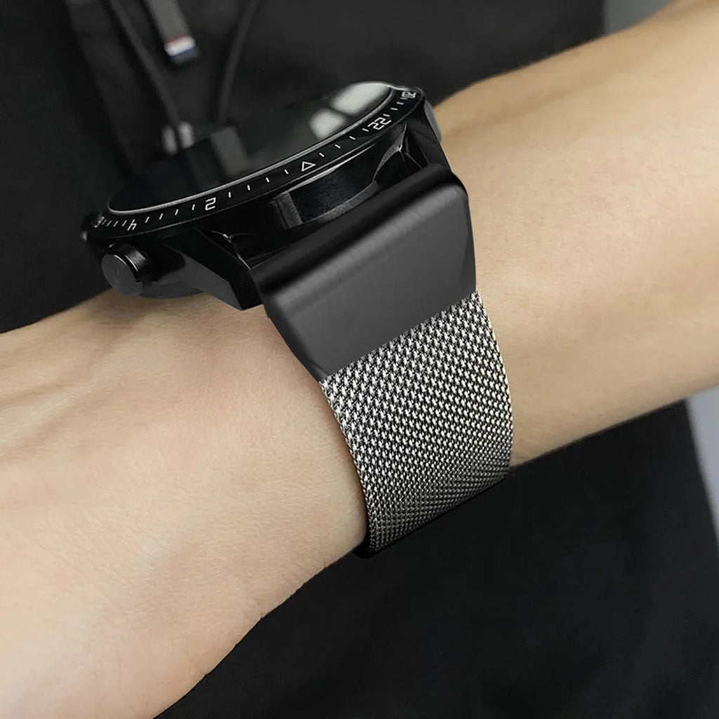 Stainless steel replacement watch strap for Garmin Fenix 7 and 6 models in silver, black, gold, or rose gold.